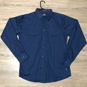 Men’s long button up long sleeve casual shirt